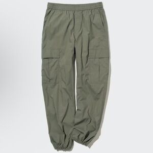 Women’s Uniqlo Green Cargo Pants XS
